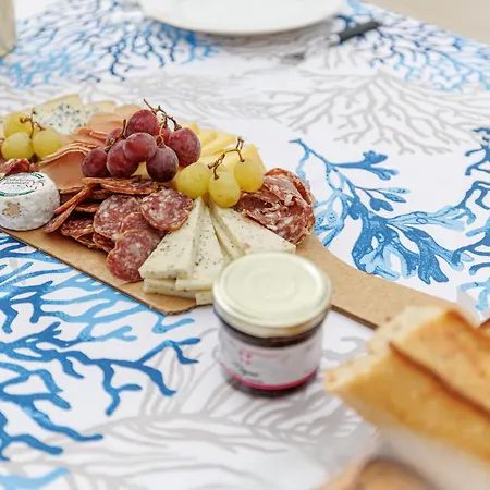 904 - Rooftop In Center, 100m Away * מנטון